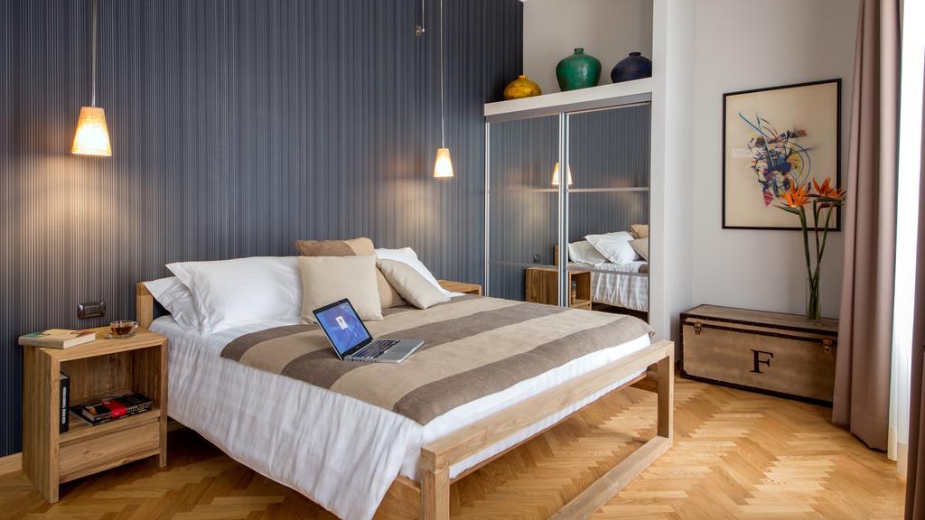 Qt Suites Roma Szoba fotó
