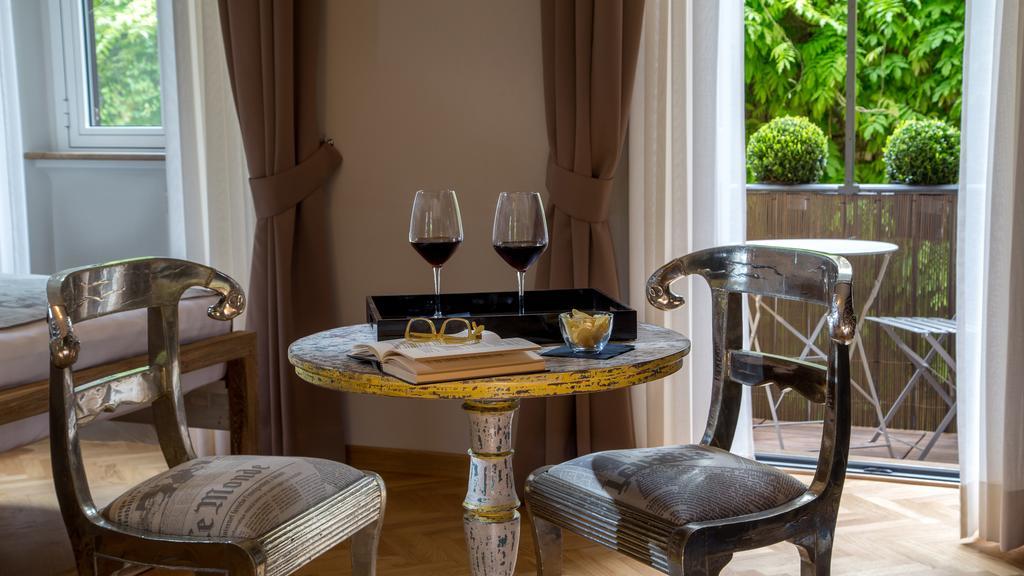 Qt Suites Roma Szoba fotó